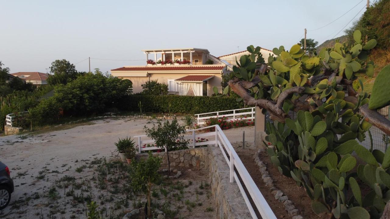 Bed and Breakfast Michelino House Parghelia Exterior foto