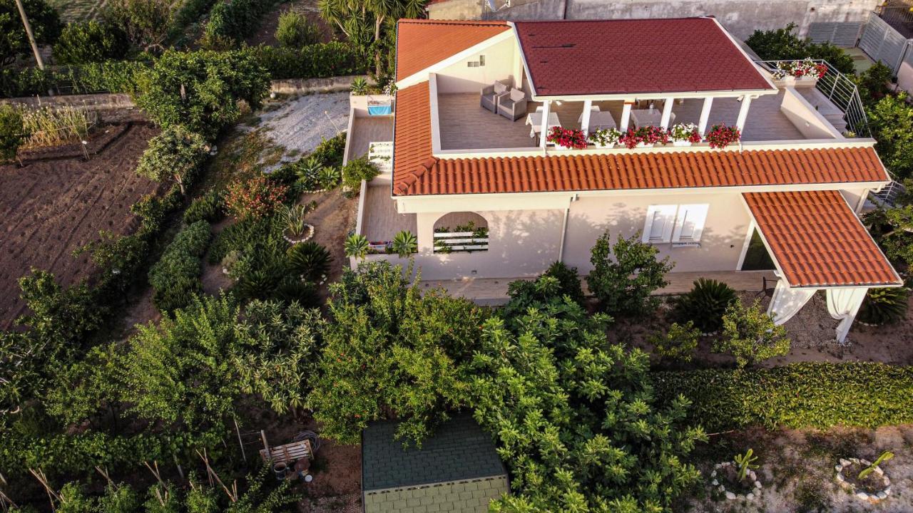 Bed and Breakfast Michelino House Parghelia Exterior foto