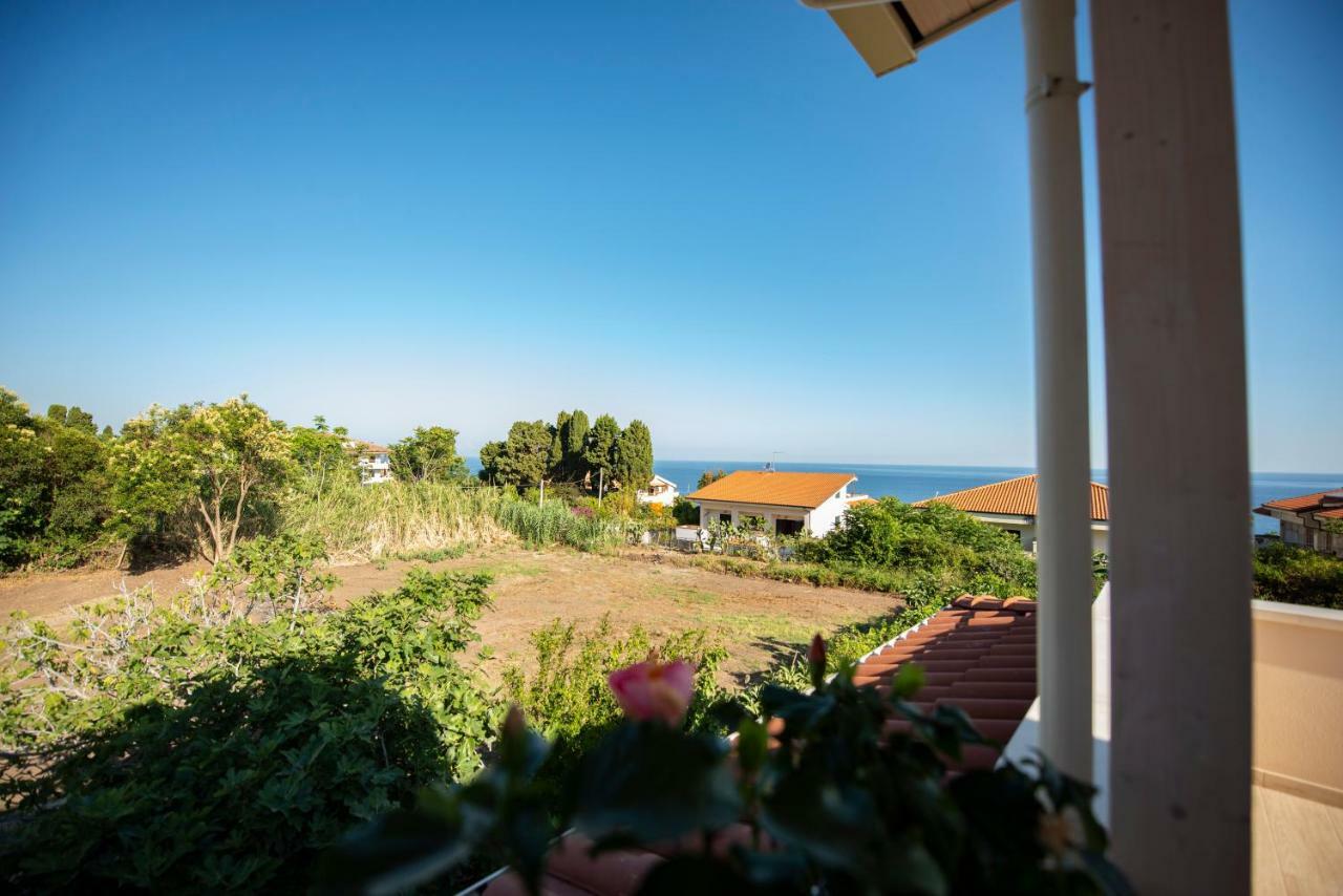 Bed and Breakfast Michelino House Parghelia Exterior foto